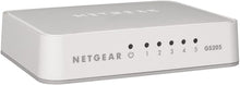 Charger l&#39;image dans la galerie, Netgear GS208-100PES Switch 8 Ports Gigabit plastique Idéal pour étendre la connectivité réseau au sein des TPE, bureaux à domicile, réseaux domestiques